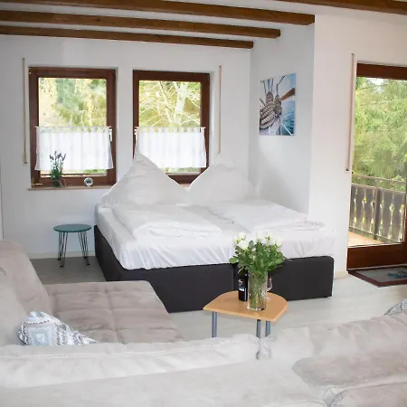 Lovely In Elkeringhausen With Roof Terrace ווינטרברג